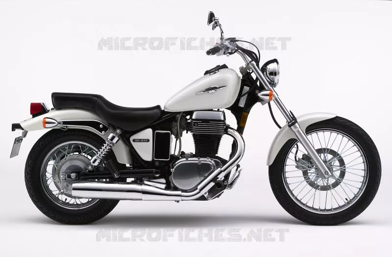 * PHOTOGRAPHIE DE COULEUR LS650K7 * Suzuki MOTO 650 BOULEVARD 2007  LS650K7(E3/E28)