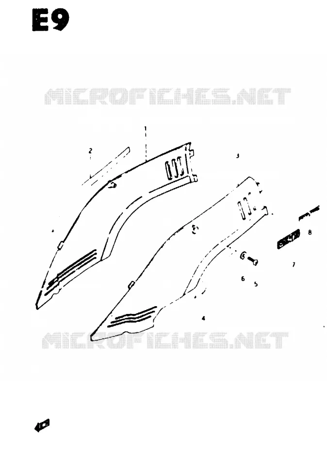CARENAGES ARRIERE (CS50D, CS50DD) Suzuki SCOOTER 50 CS 1982  CS50DZ(Z/D)