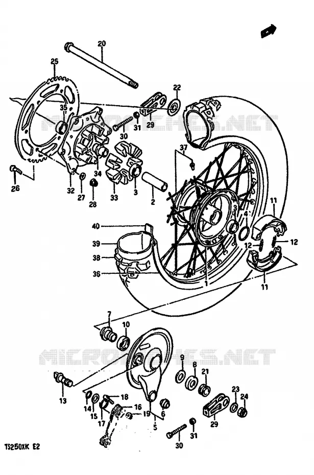 ROUE ARRIERE Suzuki MOTO 250 TS-X 1984  TS250XE(E/G/H/J/K)