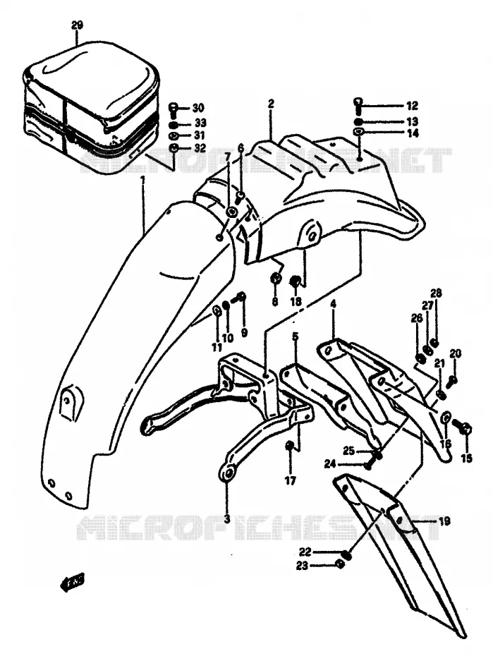 GARDE BOUE ARRIERE Suzuki MOTO 600 DR 1986  DR600SUG(E2)