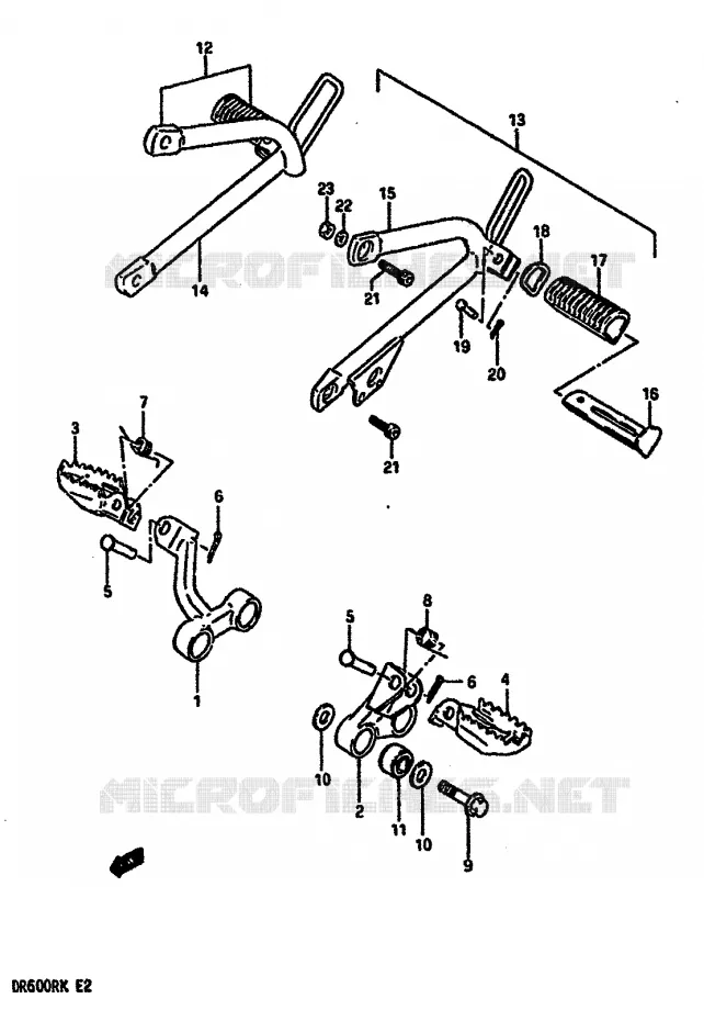 REPOSE PIED Suzuki MOTO 600 DR 1988  DR600RUJ(E2)