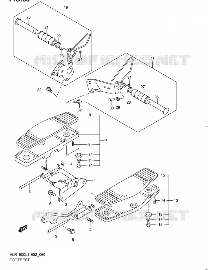 REPOSE PIED (VLR1800TL1 E19) Suzuki MOTO 1800 INTRUDER 2011  VLR1800L1/VLR1800TL1(E24)